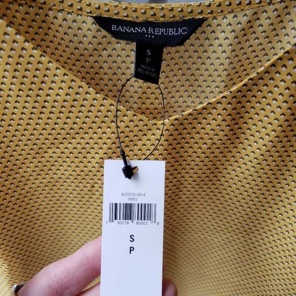 Banana Republic yellow cami NWT size s. - Picture 2 of 5